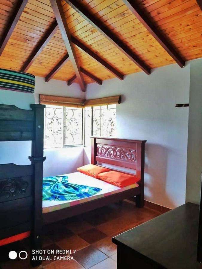 Casa Campestre Frente Acuarela -Mesa De Los Santos La Granja Extérieur photo