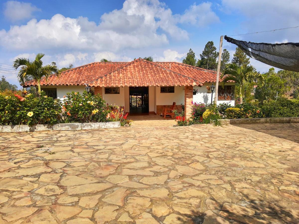 Casa Campestre Frente Acuarela -Mesa De Los Santos La Granja Extérieur photo